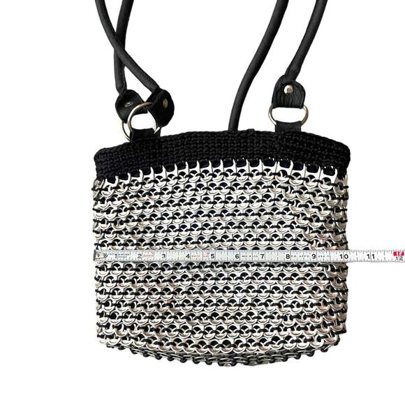 Women black bag. Made with Recycle coke can tops - Picture 12 of 12